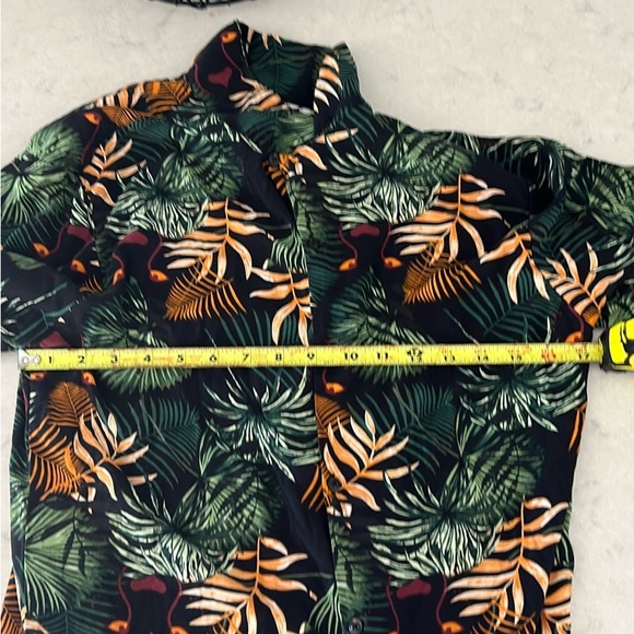Denim & Flower Palm Tree Summer Tropical Animal Print Button Down - Picture 7 of 7